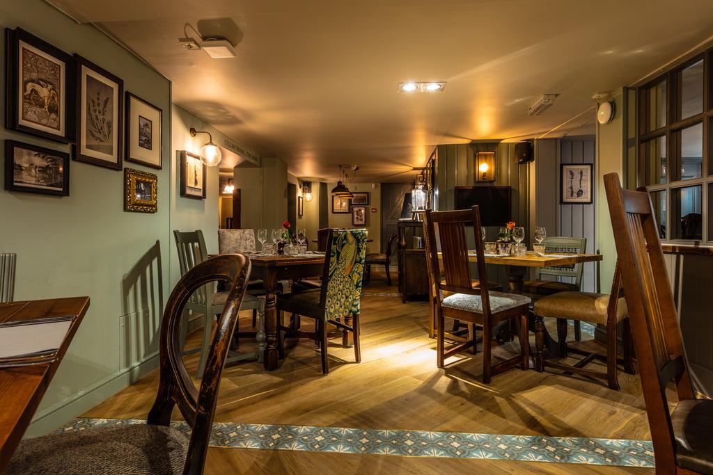 Greyhound Hotel Carshalton Екстериор снимка