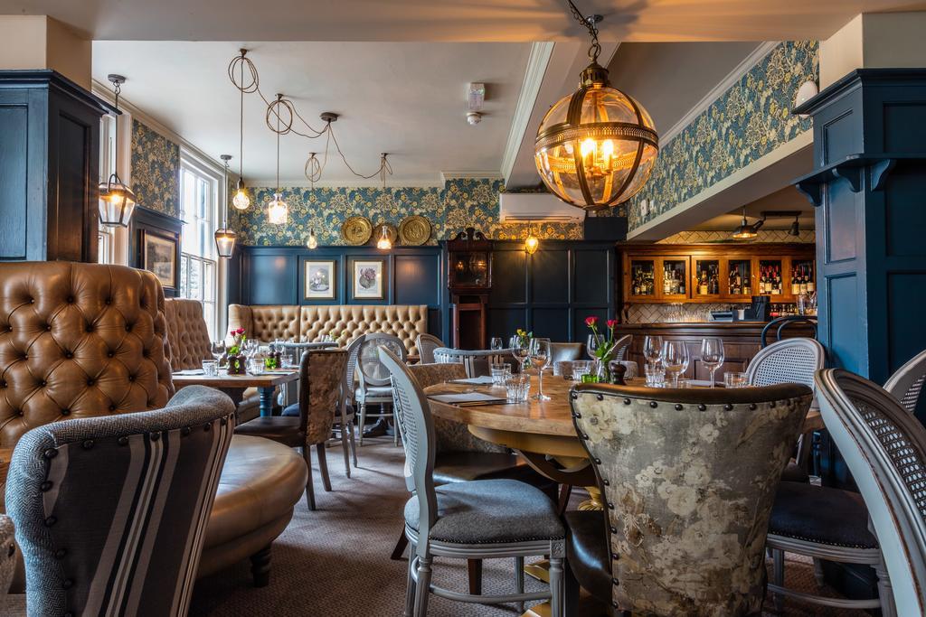 Greyhound Hotel Carshalton Екстериор снимка
