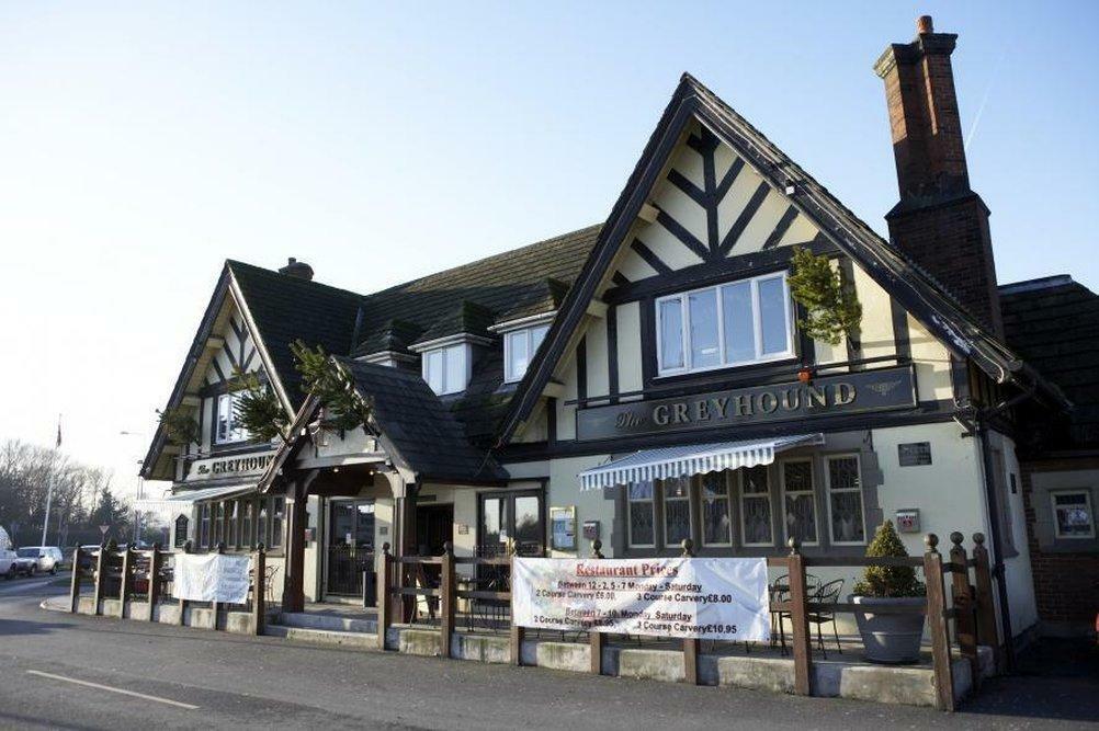 Greyhound Hotel Carshalton Екстериор снимка
